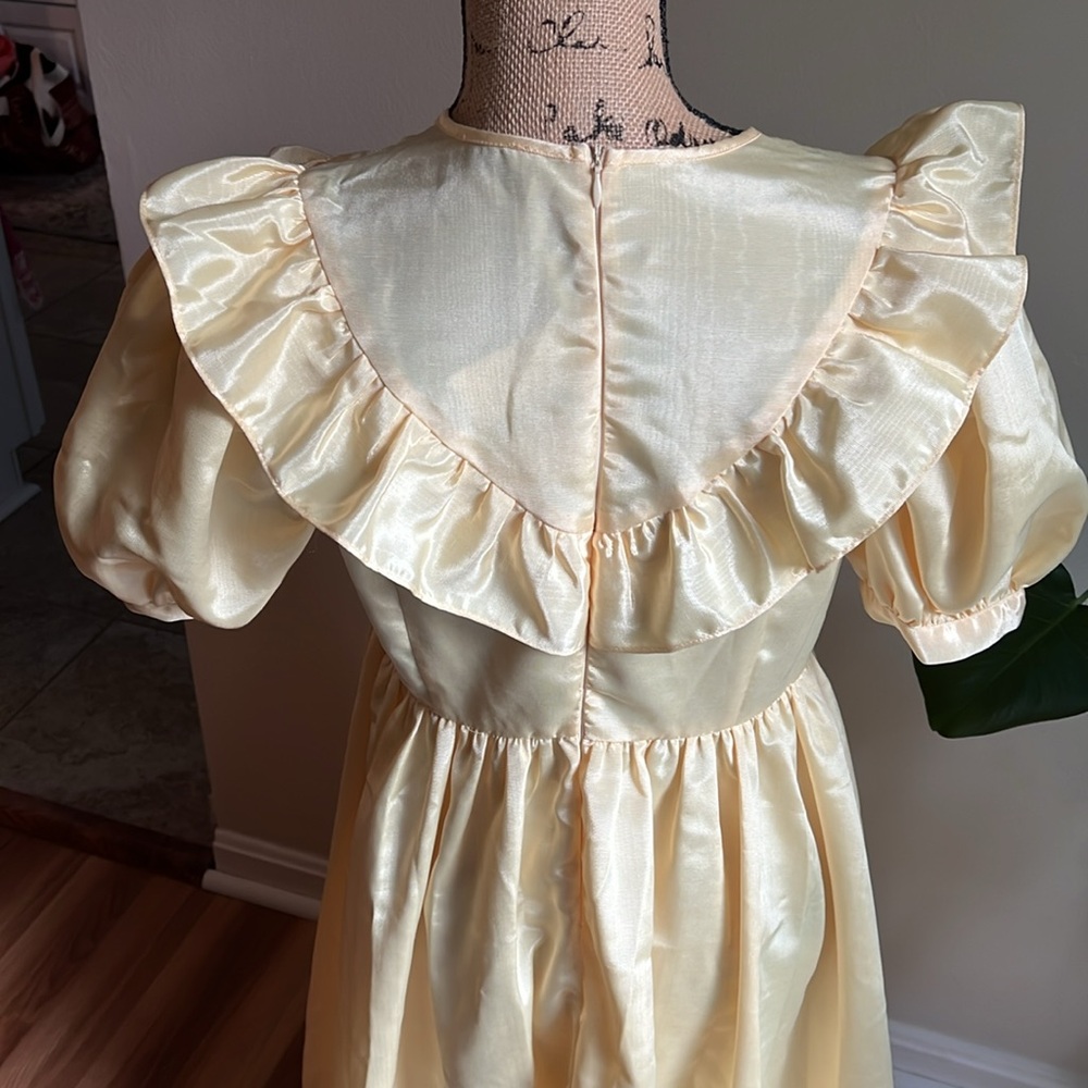 Batsheva Yellow Satin Ruffled Puff-Sleeve Dress - Picture 11 of 16